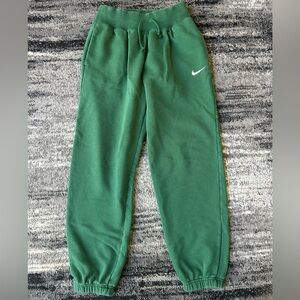 NIKE Sportswear Green Sweatpants With Drawstring Waistband